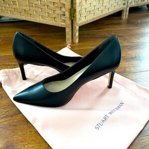 Stuart Weitzman Leigh leather kitten pumps 🖤